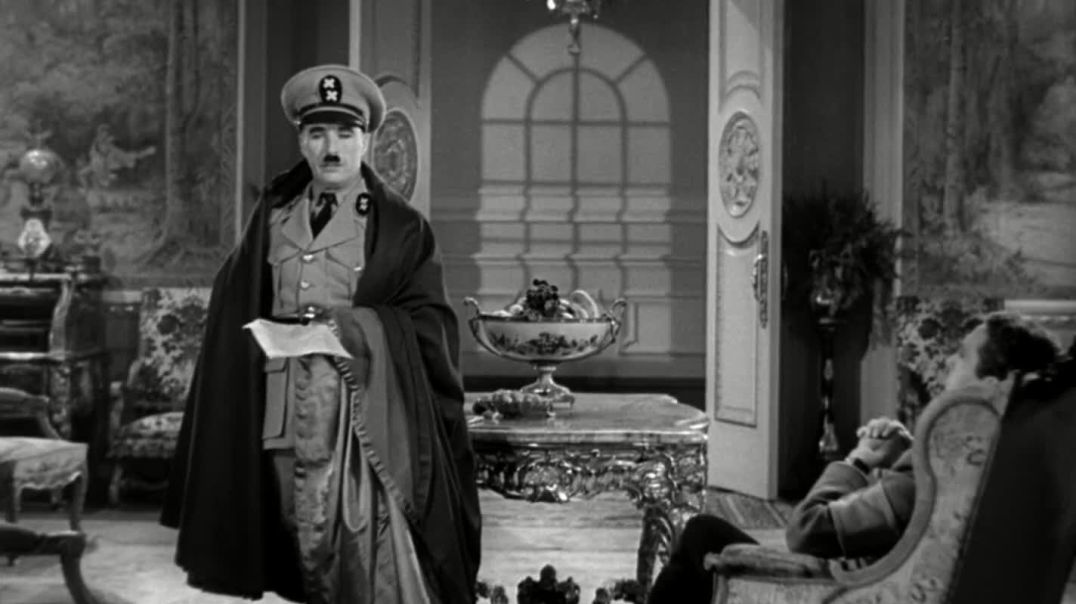 Charles Chaplin em O Grande Ditador (The Great Dictator, 1940)